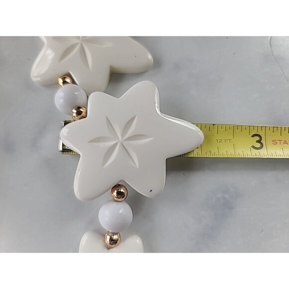 White Plastic And Gold Tone Metal Beaded Necklace Vintage Costume Jewelry, READ - Picture 6 of 10